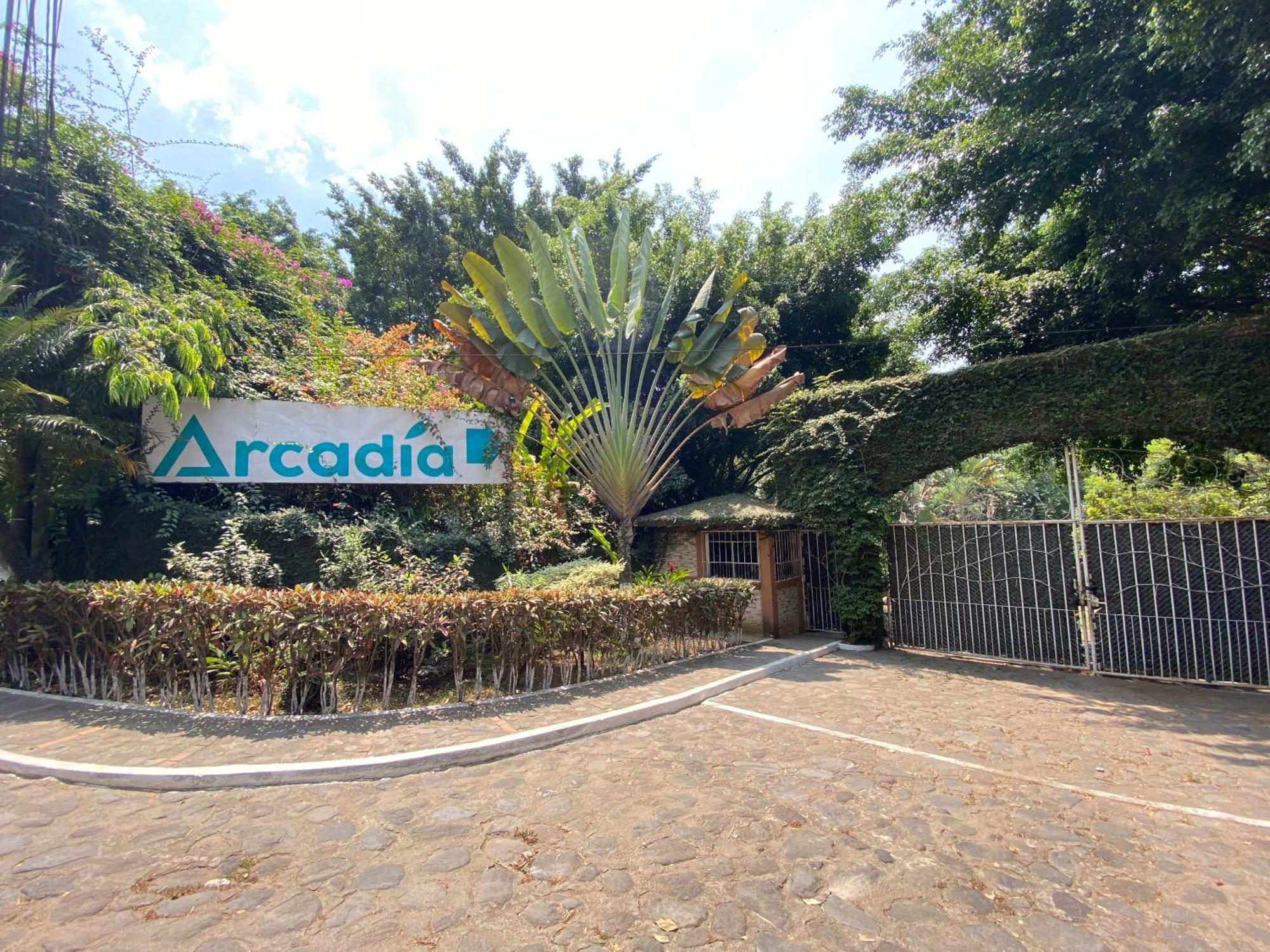 Arcadia Cabanas Vacacionales Retalhuleu Exterior photo